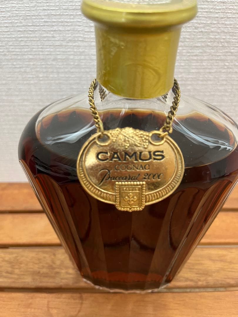 CAMUS（カミュ）バカラ 2000 700ml 未開封