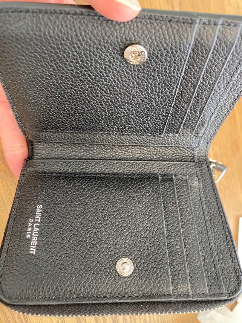 Saint Laurent ラウンドファスナー 二つ折り財布 レザー ブラック