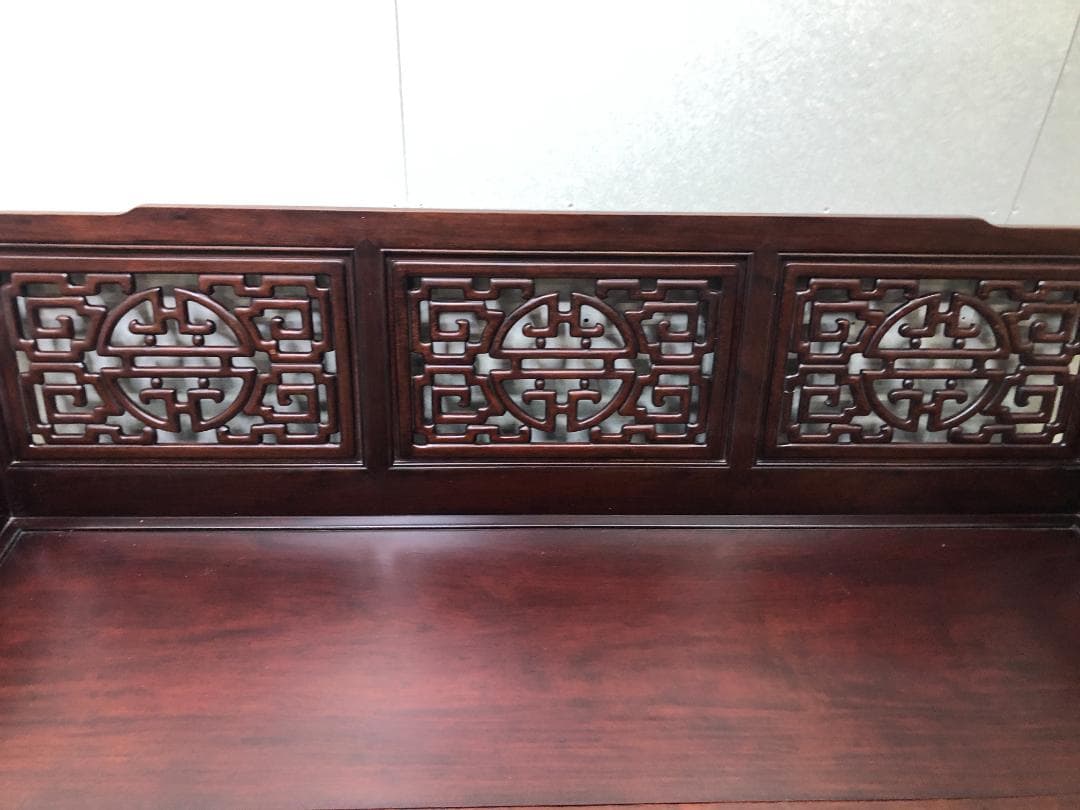 花梨の彫刻長椅子 肘掛け付き 3人掛け 豪華彫刻 人気 中国家具　75063-1