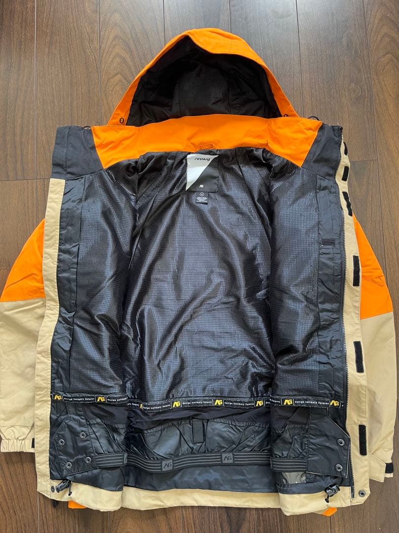 バートン　スノボージャケット　アナログ