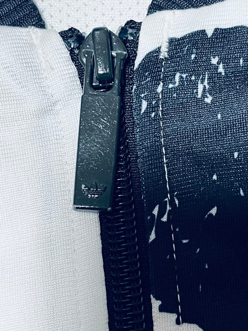 トレ刺繍ロゴ ハート トラック【美品】アディダス　ジャージ　黒　ブラック　L