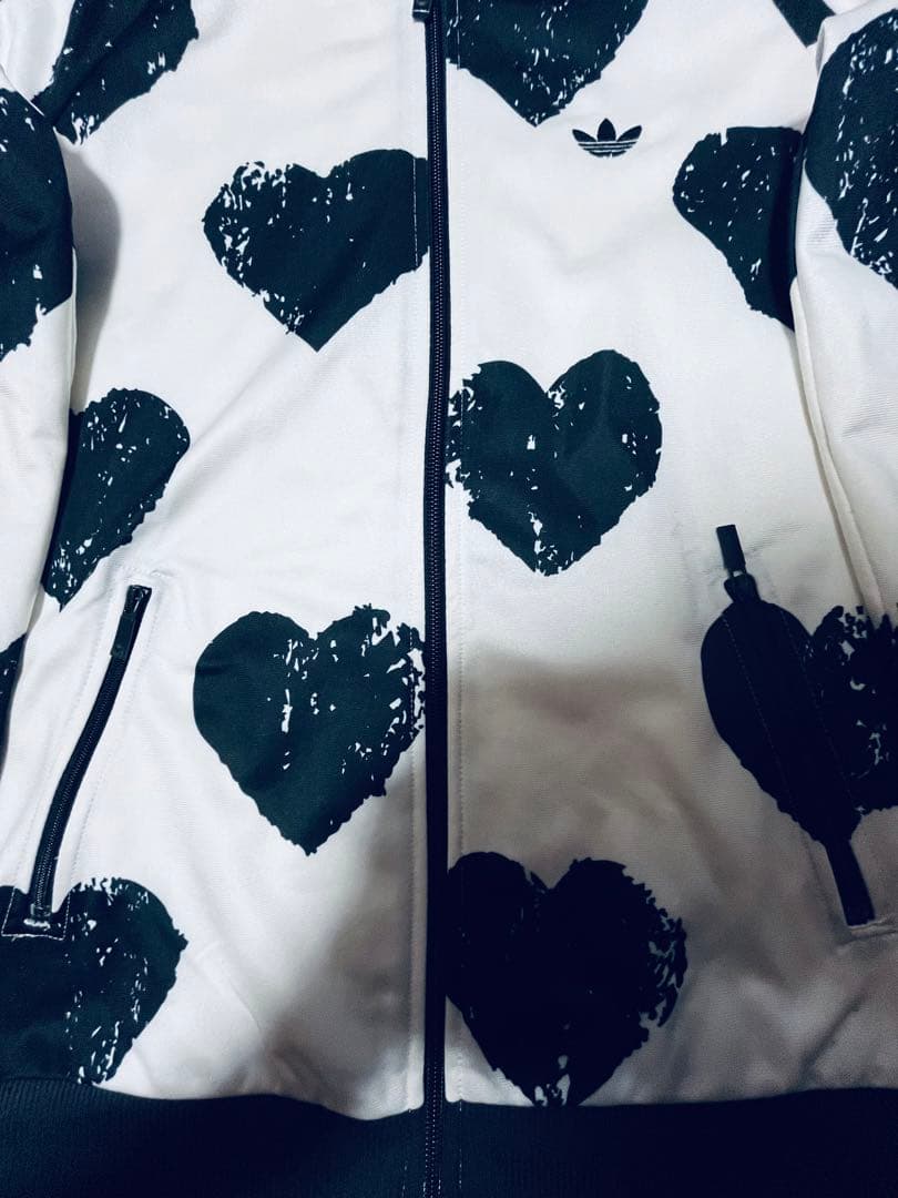 トレ刺繍ロゴ ハート トラック【美品】アディダス　ジャージ　黒　ブラック　L