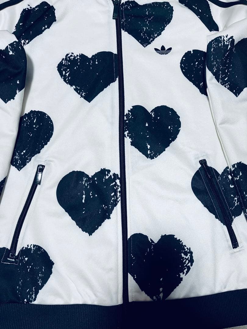 トレ刺繍ロゴ ハート トラック【美品】アディダス　ジャージ　黒　ブラック　L