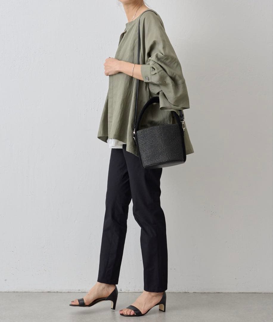 【24SS美品】BEARDSLEY✴︎後ろフリル羽織　カーキ