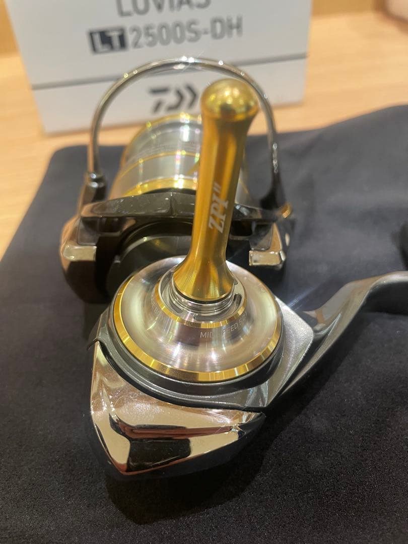 Daiwa LUVIAS LT 2500S-DH スピニングリール 中古品