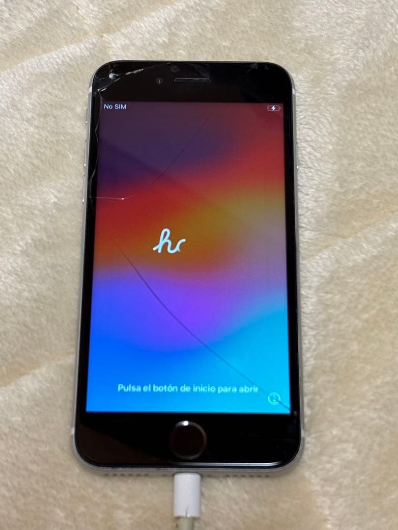 iPhoneSE第2世代 画面割れ 128GB