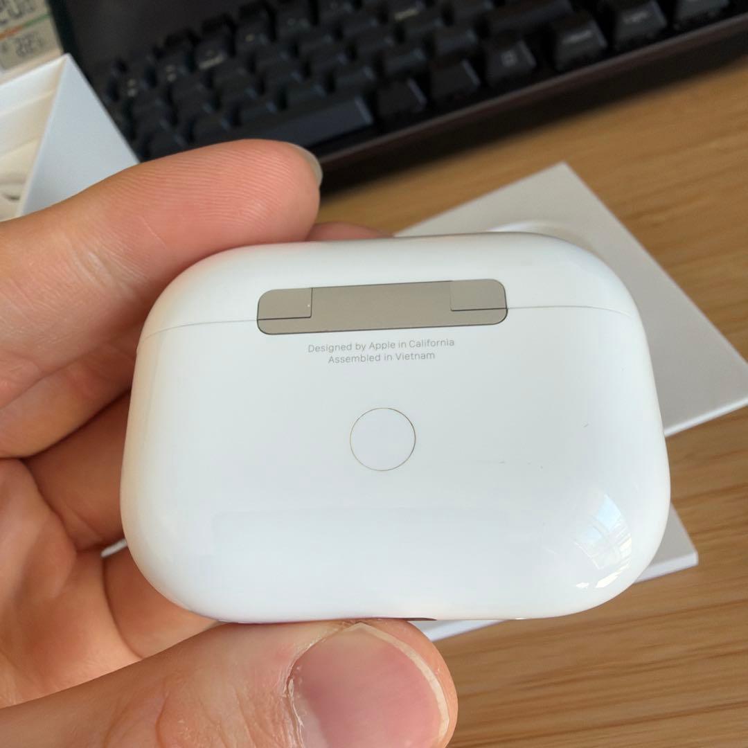 Apple AirPods Pro 第2世代本体(付属品完備)