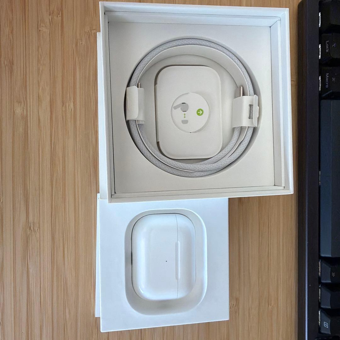 Apple AirPods Pro 第2世代本体(付属品完備)