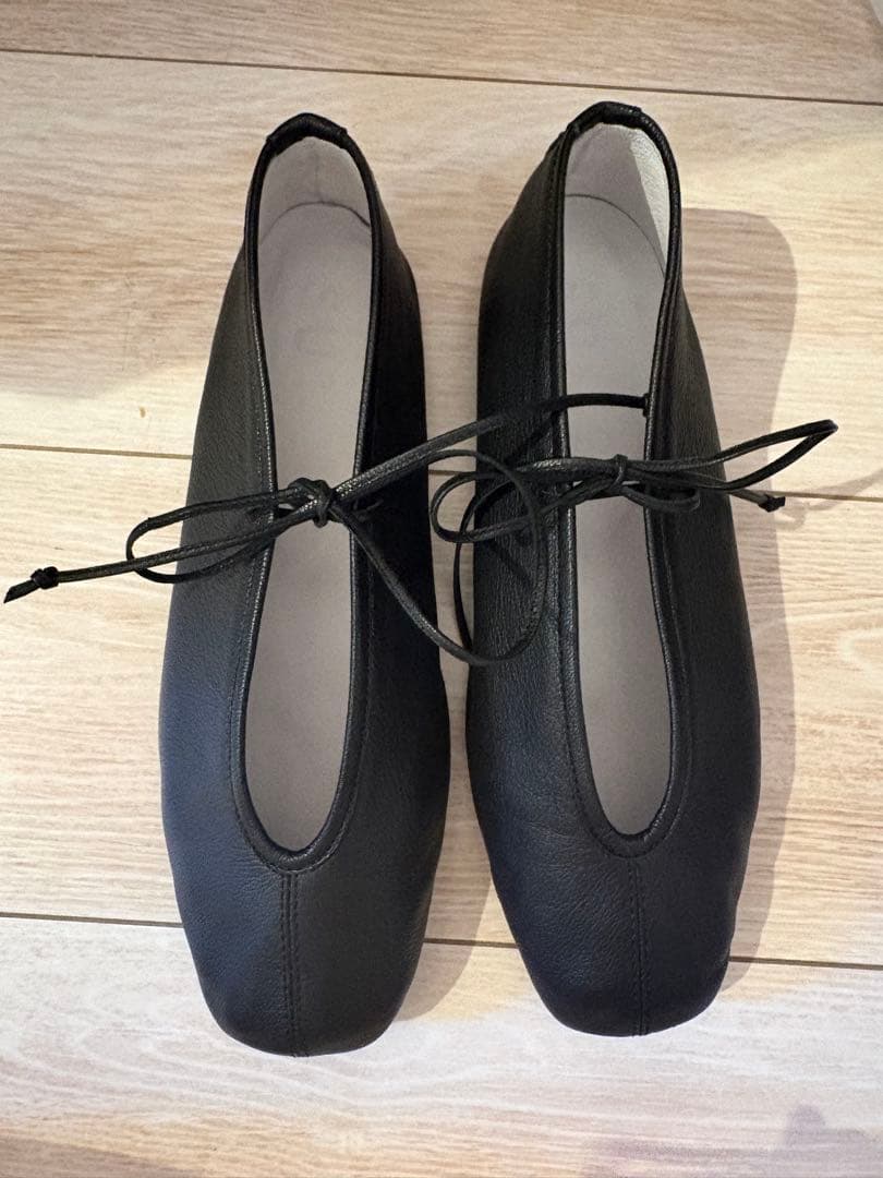 SUI スイ レースアップシューズ ブラック 北欧暮らしの道具店