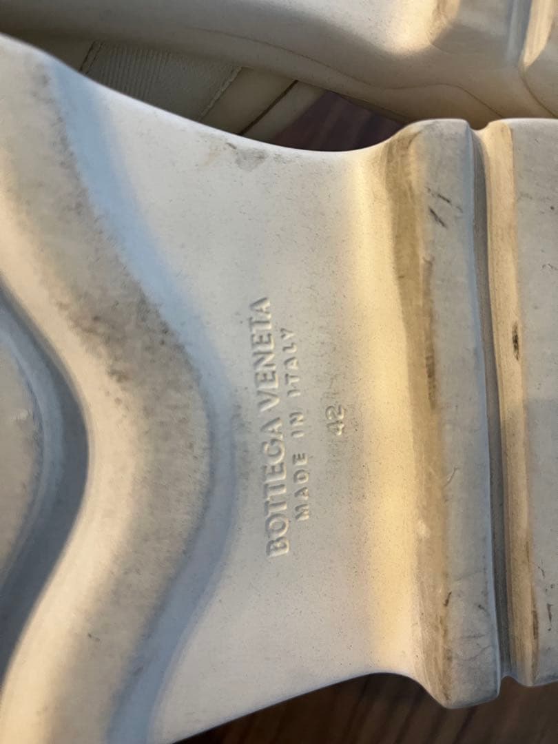ボッテガ・ヴェネタ ホワイトサンダル