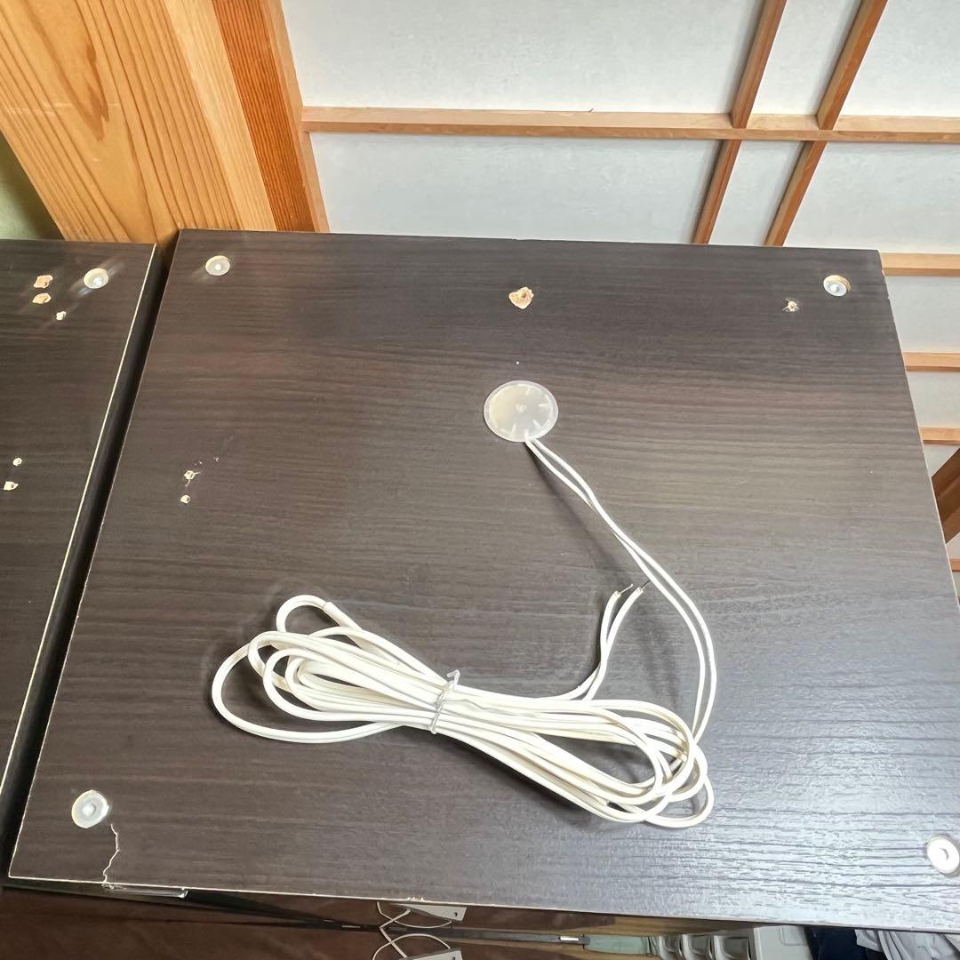 IKEA デトルフ　3連　ブラック　ガラスショーケース 純正LEDライト付き