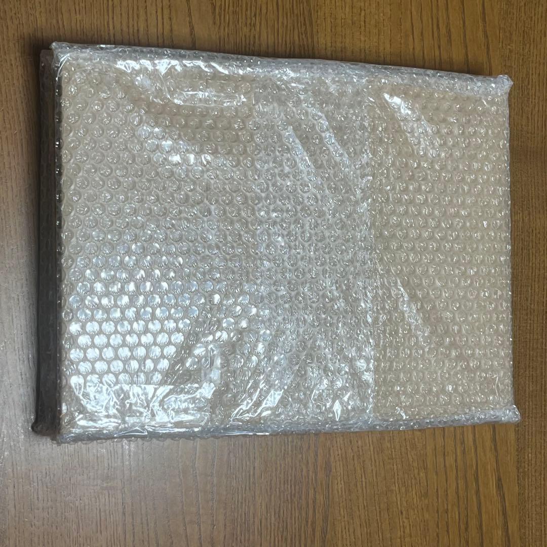 IKEA デトルフ　3連　ブラック　ガラスショーケース 純正LEDライト付き