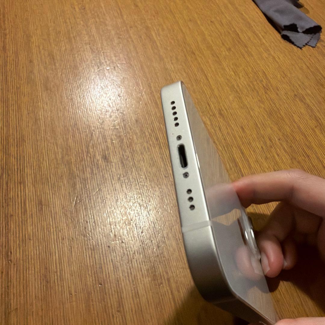 ★美品★iPhone13 128GB SIMフリー