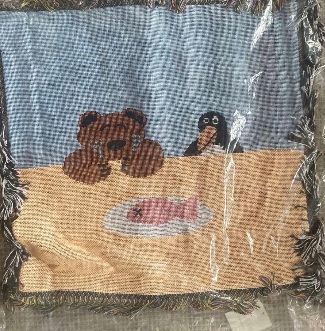 ウニコ　Daisuke Kondo クマとペンギン クッションカバー