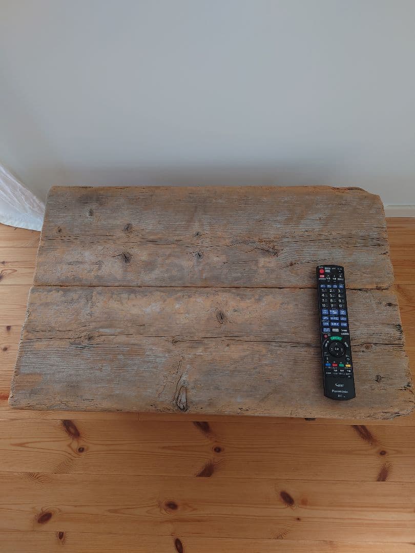 neutral　水田典寿 さん作　ローテーブル