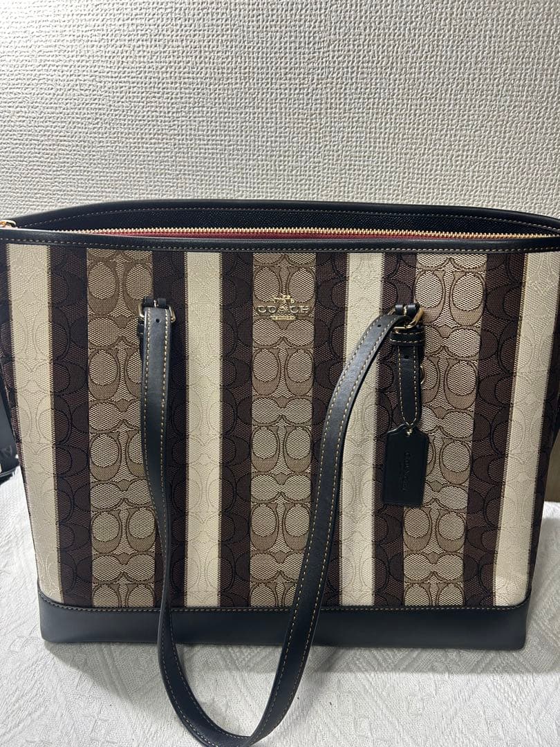 美品　値下げ中公式サイト売り切れ　美品 コーチ ストライプトートバッグ