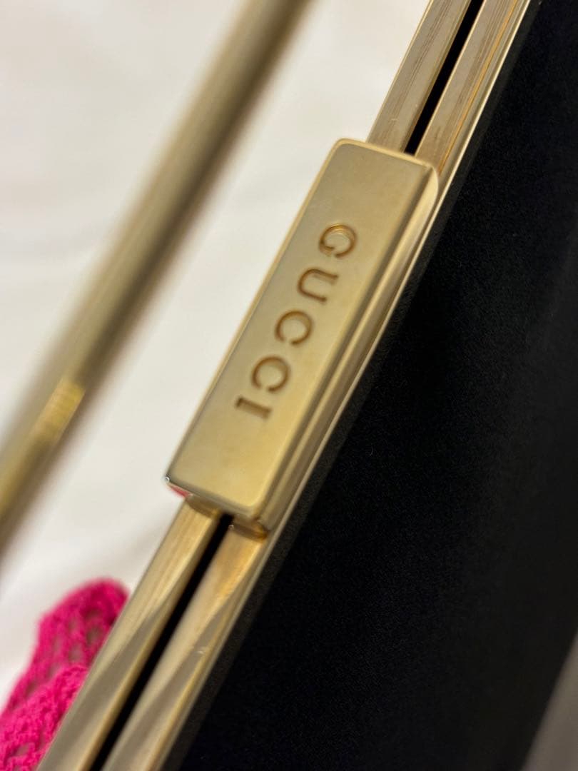 美品 ‼️GUCCI グッチ 黒 サテン　ゴールド金具 パーティーバッグ ‼️