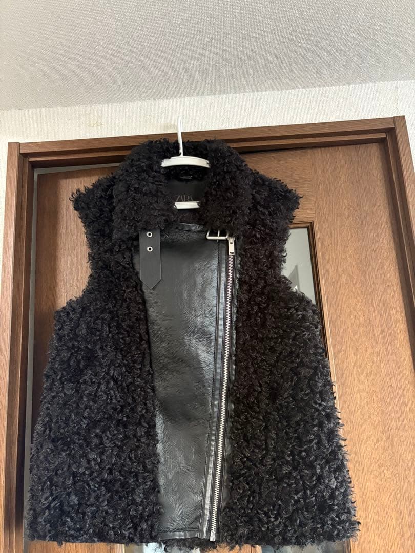 ZARA ザラ　リバーシブルベスト ZW COLLECTION ブラック　L