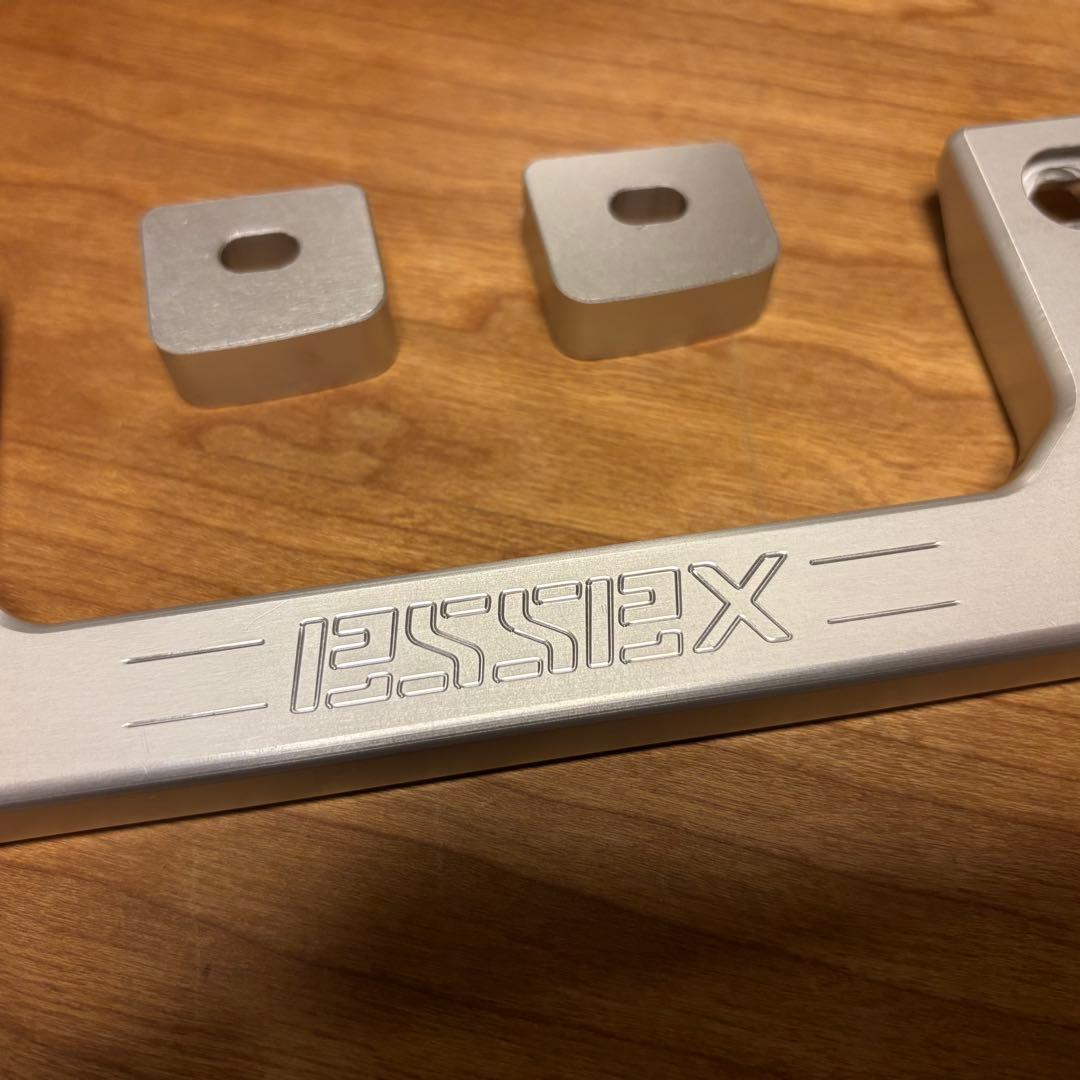 ESSEX ビレットアシストグリップ　シルバー　CRS ハイエース　200系