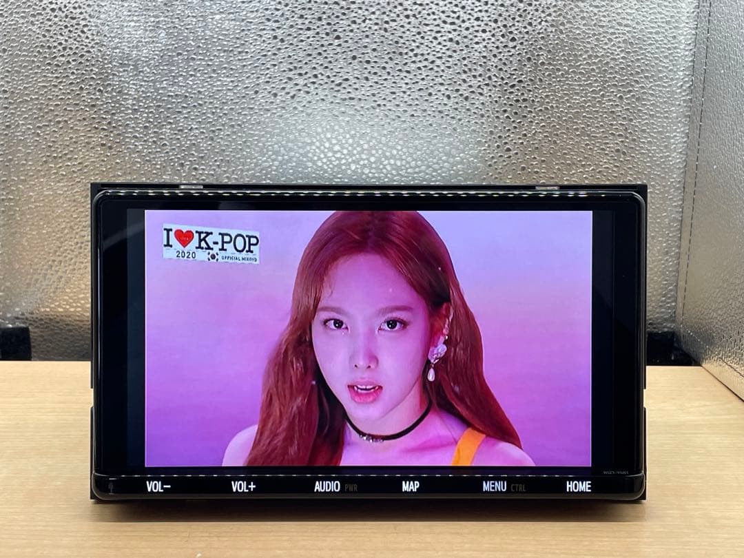 トヨタ 純正　メモリーナビNSZT-Y68T地図データ2018年チェック