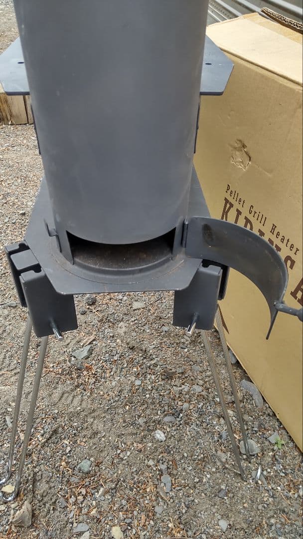 ペレットコンロ　きりんさん　きりんストーブ