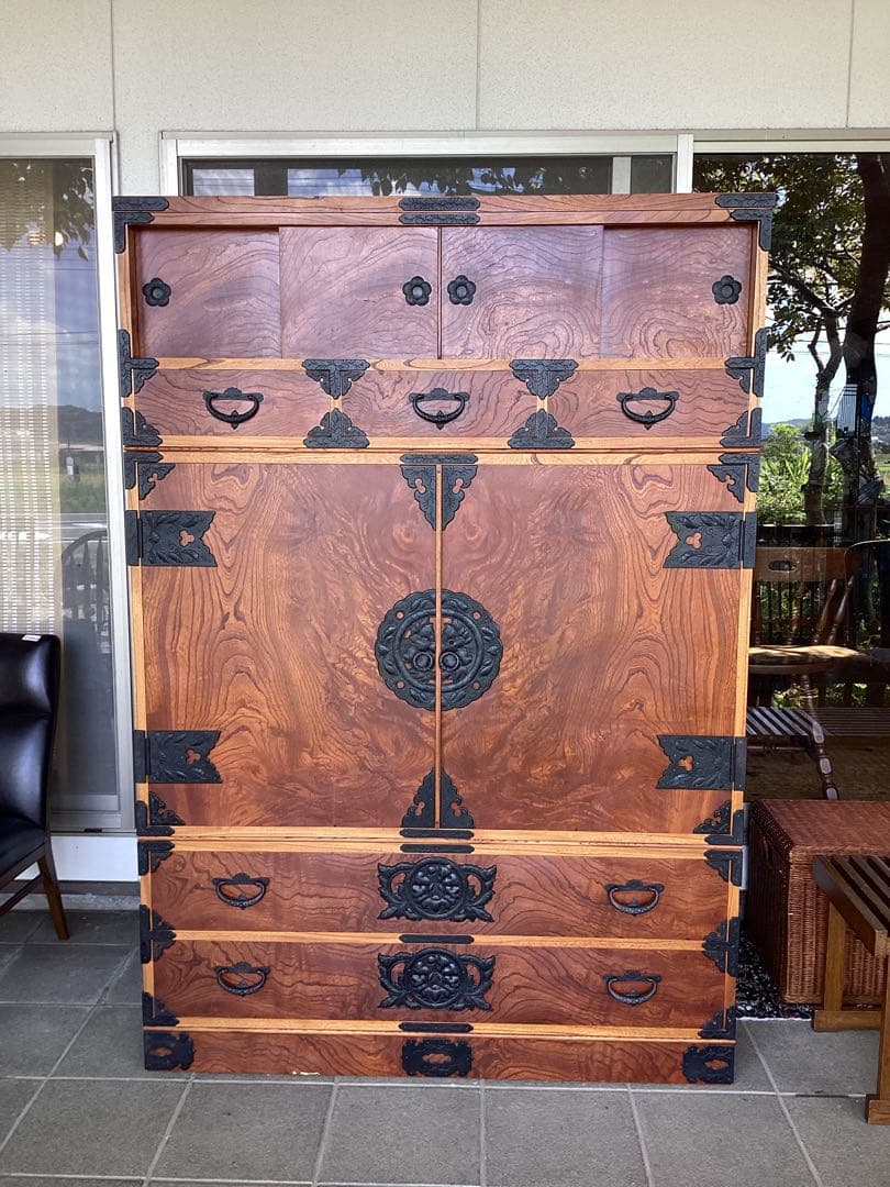 時代箪笥　民芸箪笥　装飾金具　和箪笥　欅　整理箪笥