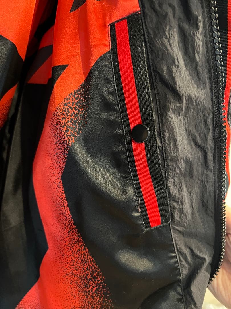 ナイキジョーダン×パリサンジェルマンダウンパーカー