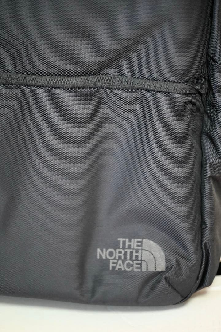 新品★格安　THE NORTH FACE シャトルデイパック ブラック