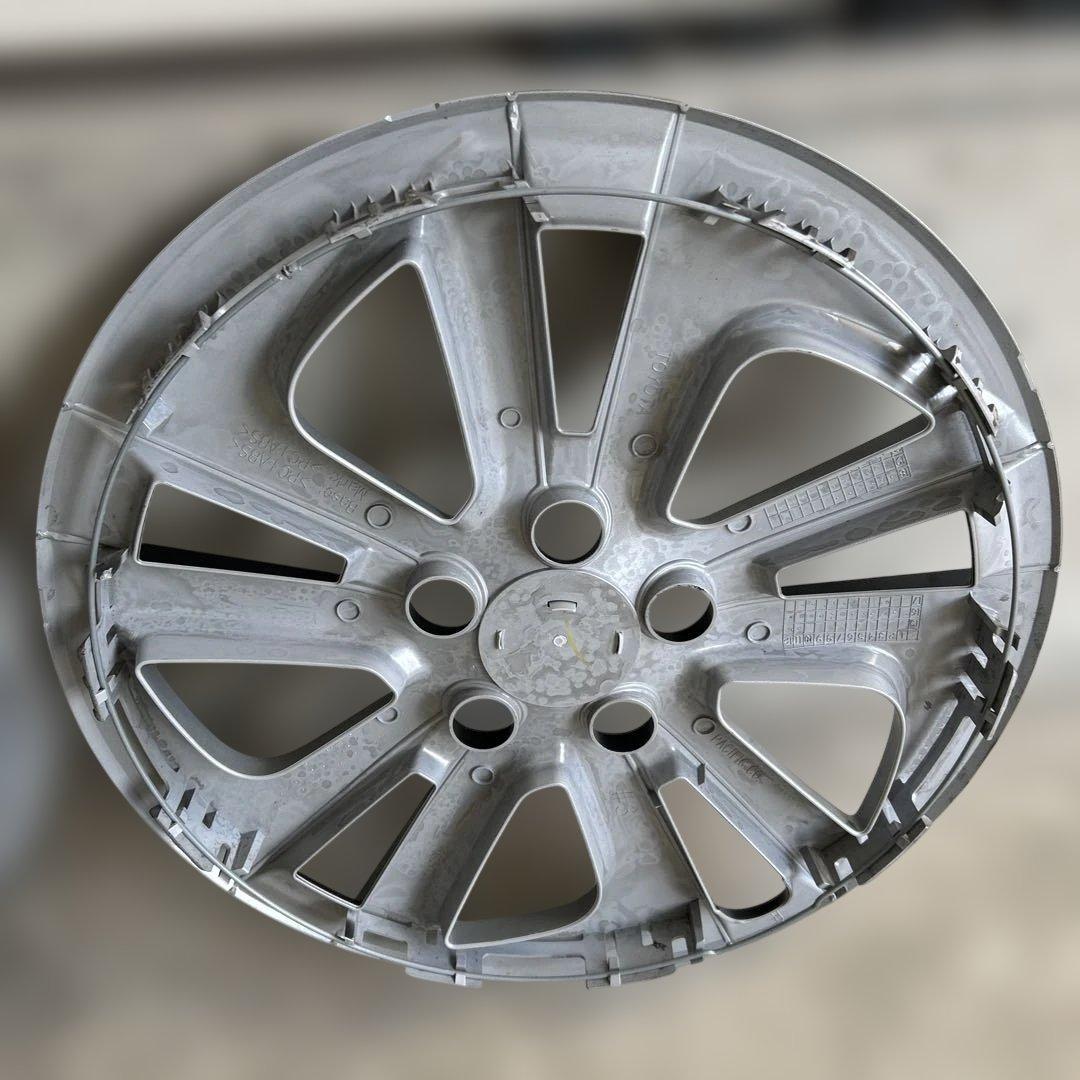 50プリウス純正ホイール トヨタ 15インチ ホイール シルバー/ブラック