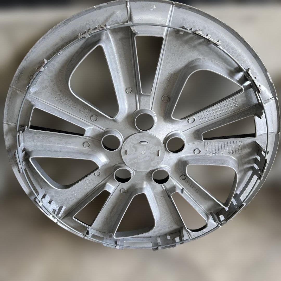 50プリウス純正ホイール トヨタ 15インチ ホイール シルバー/ブラック