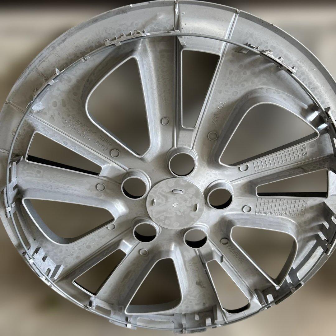 50プリウス純正ホイール トヨタ 15インチ ホイール シルバー/ブラック