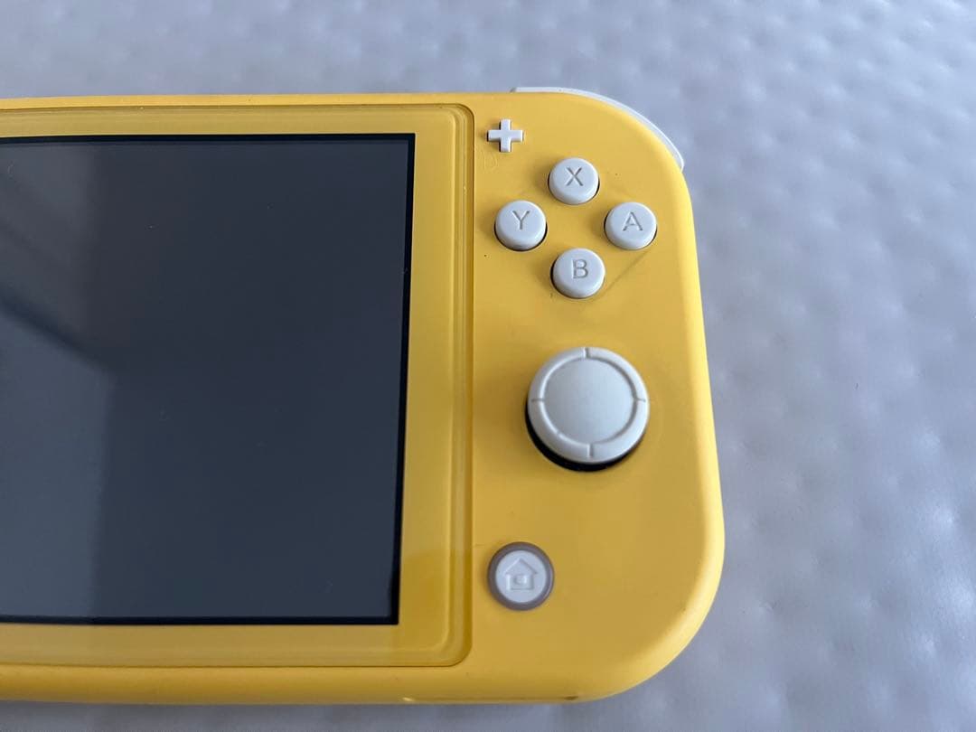 【ジャンク品】Nintendo Switch Liteイエロー 本体のみスイッチ