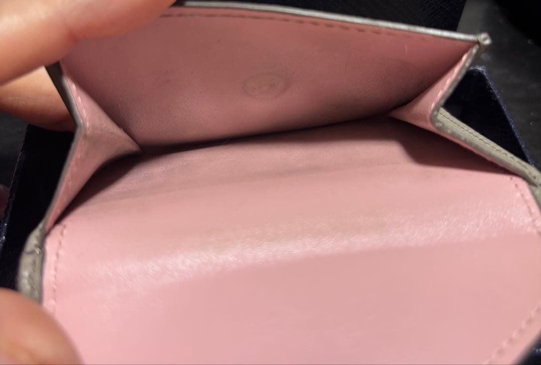 込み込み価格❣️PRADA プラダ 三つ折り財布グレー＆ピンク バイカラー