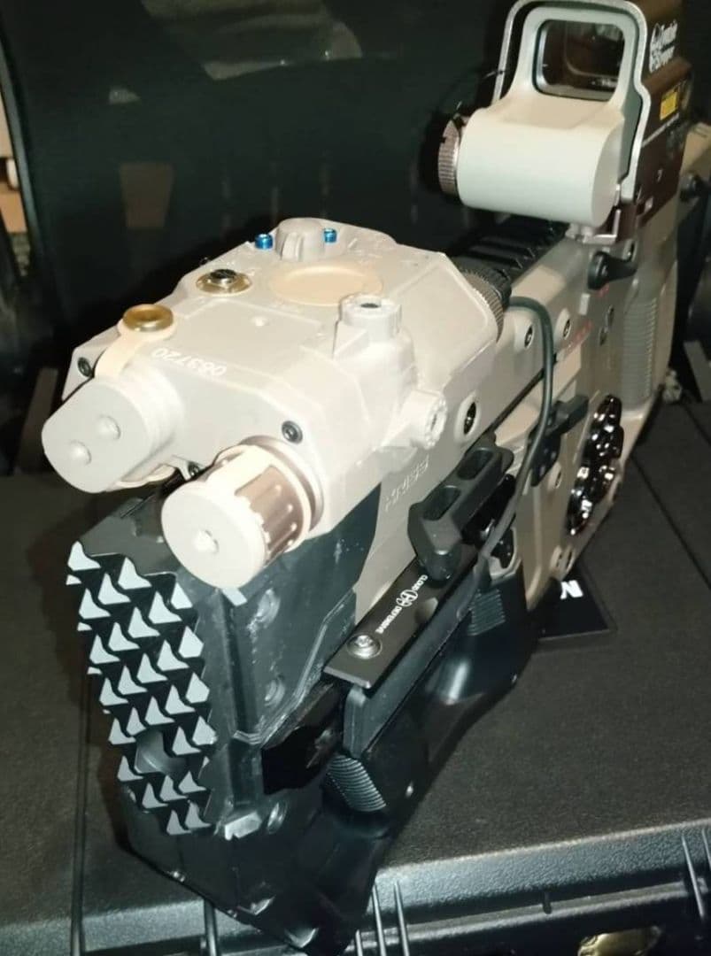 間もなく出品終了となります。期間限定12月10日迄の出品タンカラークリスベクター