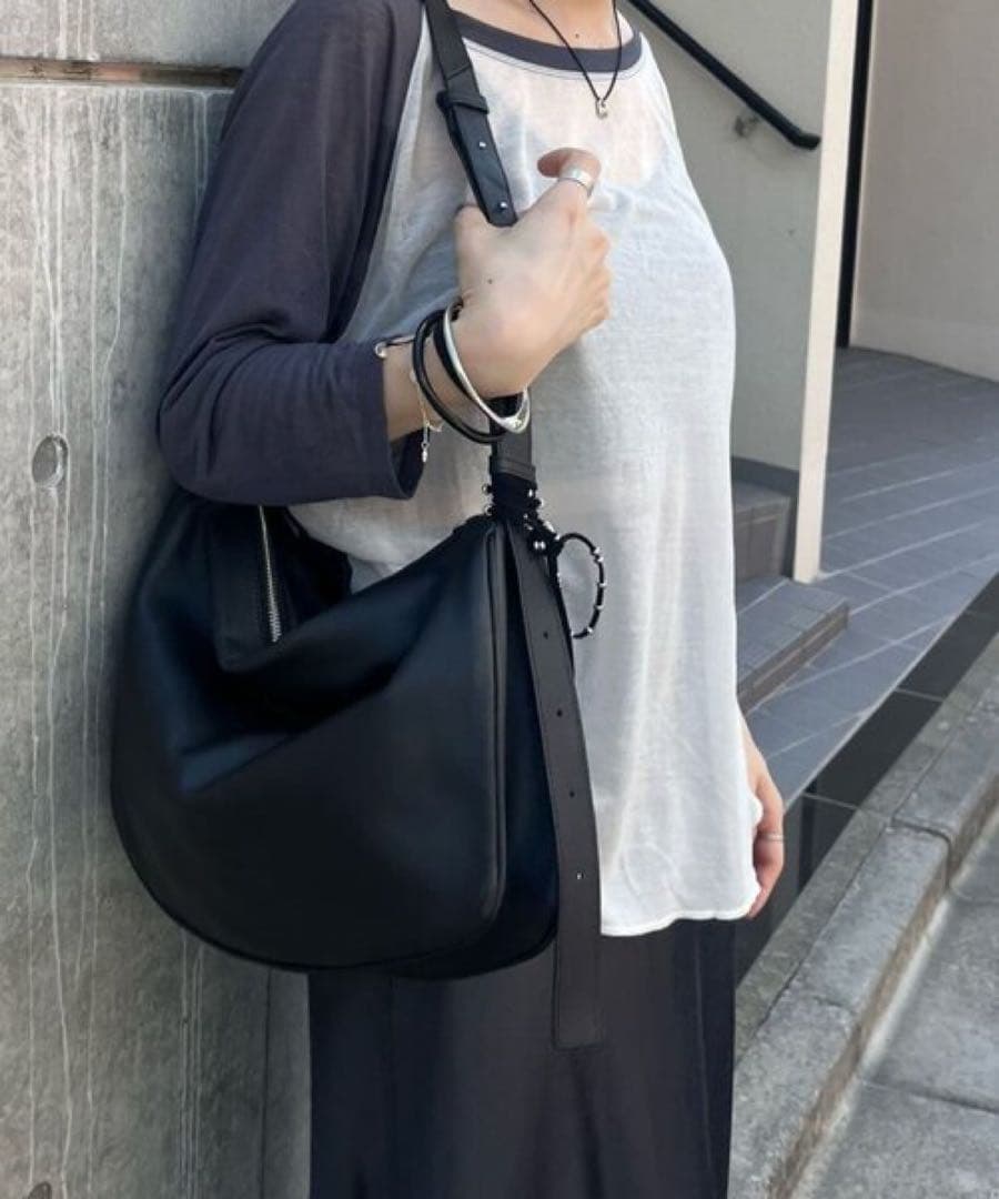 【ear PAPILLONNER】スワローマチ ショルダーバッグ　ブラック