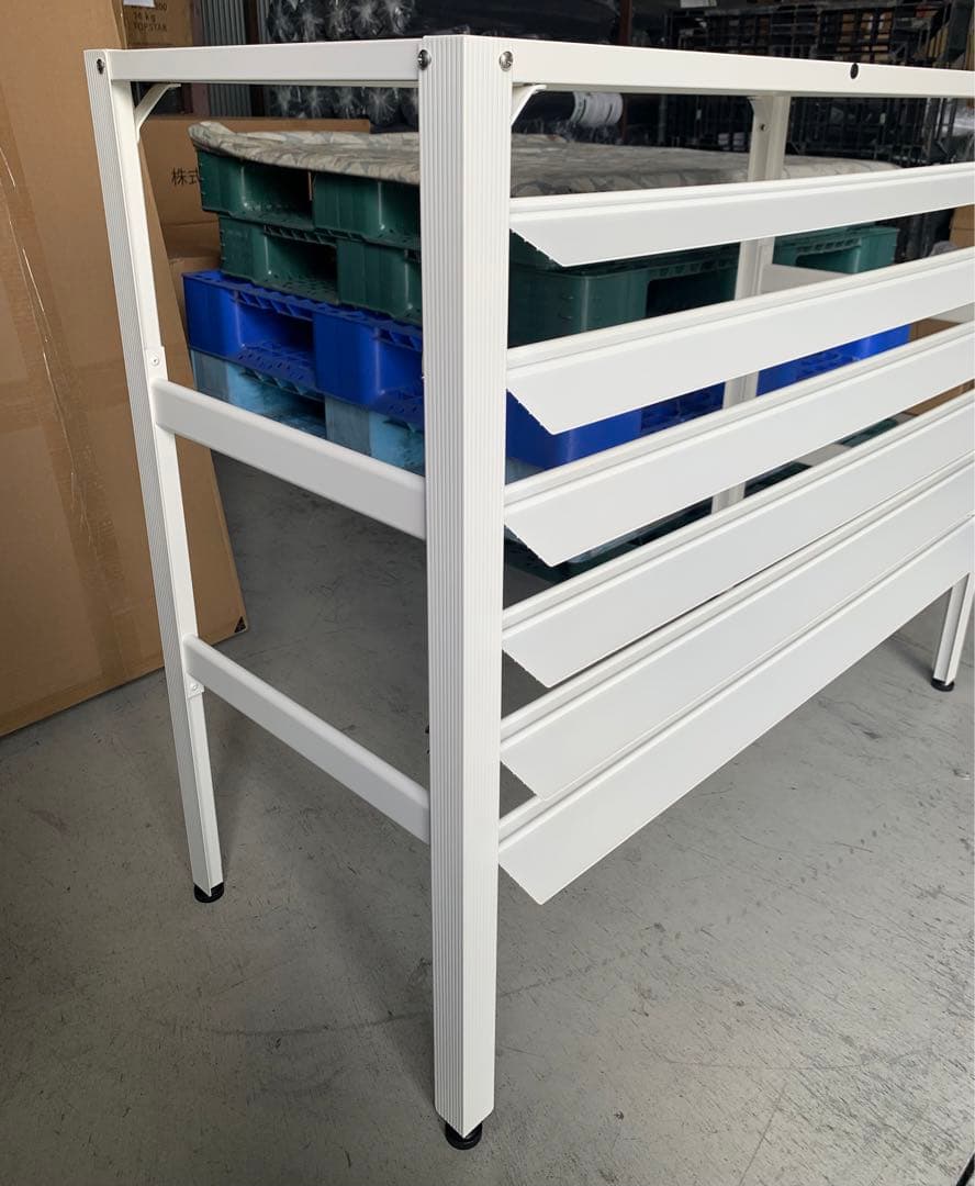 アルミ製 エアコン室外機カバー排気ルーバー方向可調整、ホワイトR-12