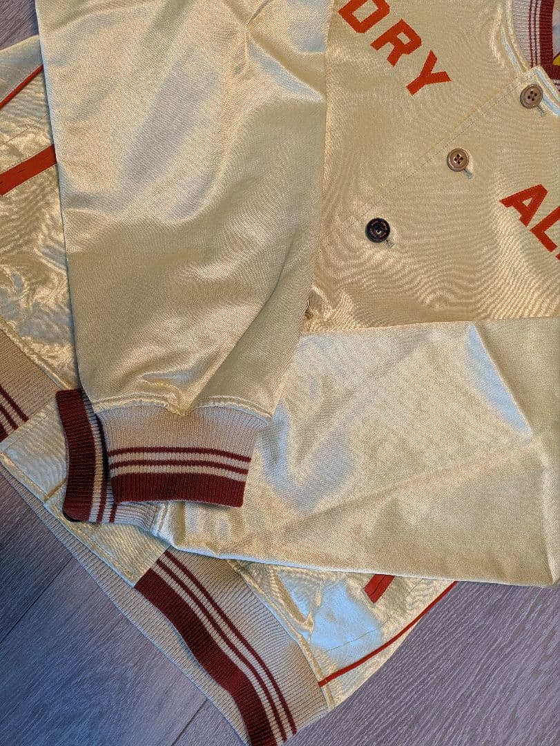 ヒューマンメイド　DRY ALLS ゴールドスタジャン