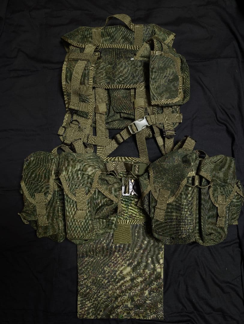 限界ボーナスセール！ SMERSH チェストリグ デジタルフローラ レプリカ