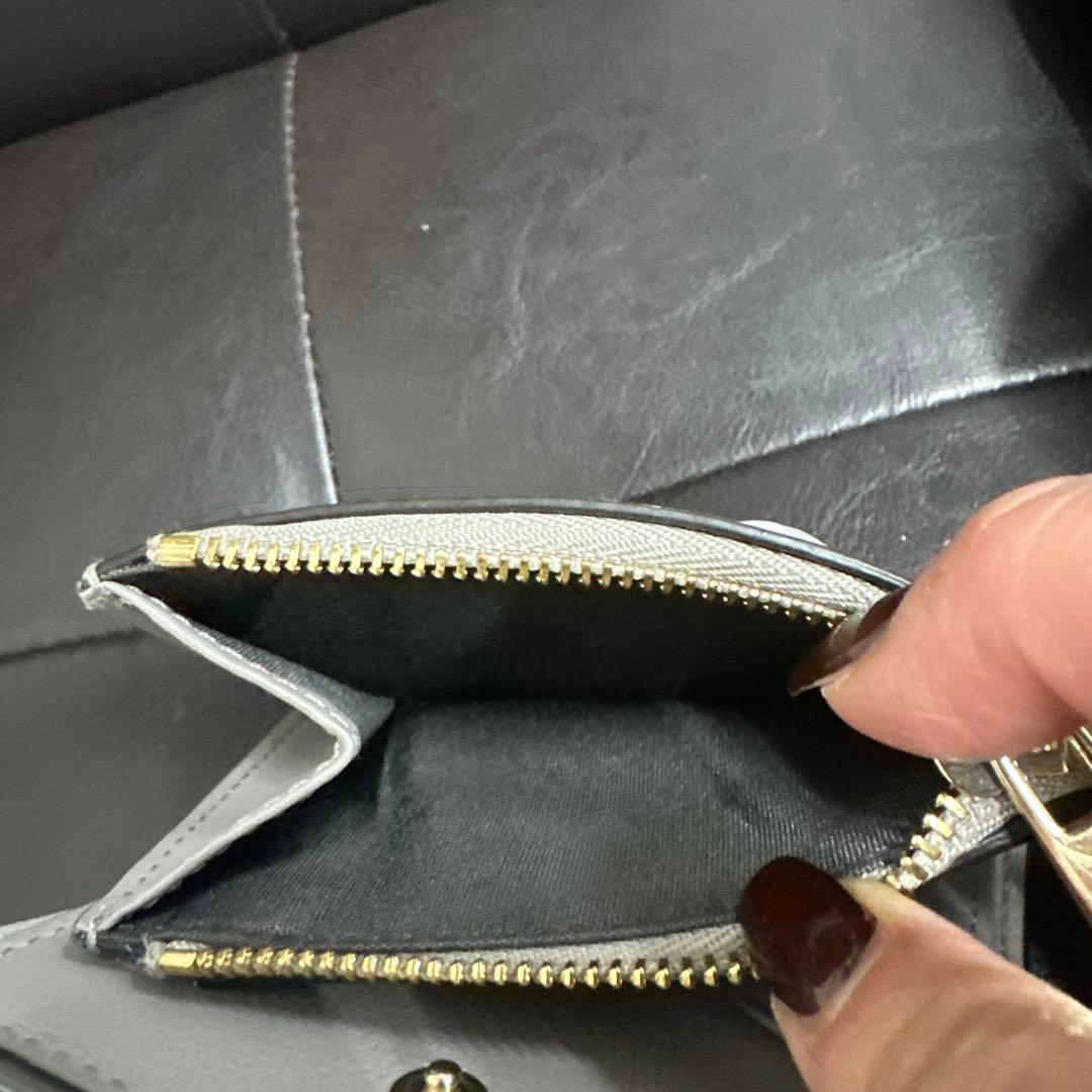 なこな　未使用✨ジミーチュウ 二つ折り財布 レザー　スタッズ　スター