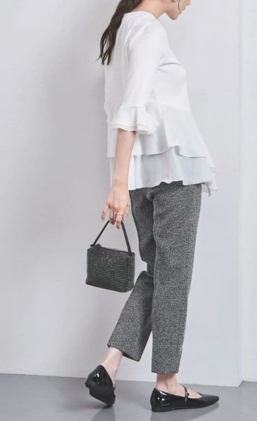 新品！ユナイテッドアローズ　テーパードパンツ