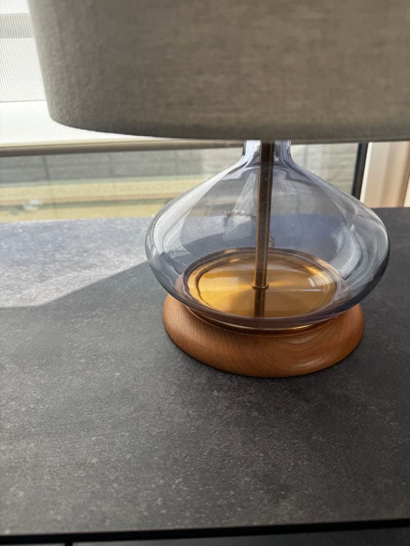 ロレンシオ テーブル ライト