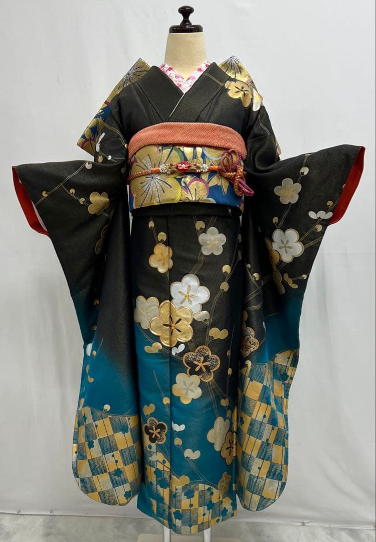 豪華金彩　振り袖　フルセット　別誂長襦袢付　成人式　刺繍入り　金通し 606