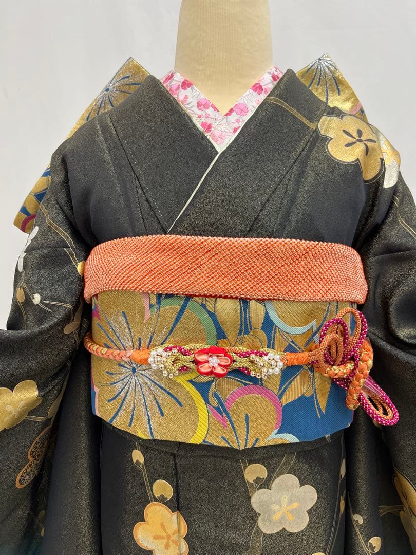 豪華金彩　振り袖　フルセット　別誂長襦袢付　成人式　刺繍入り　金通し 606