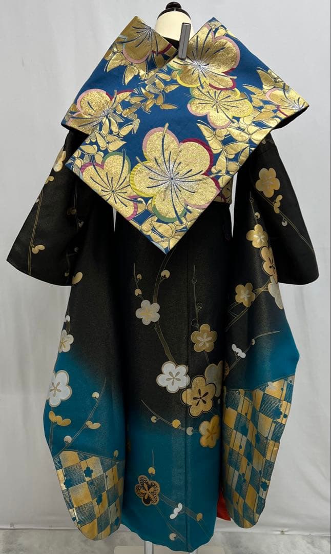 豪華金彩　振り袖　フルセット　別誂長襦袢付　成人式　刺繍入り　金通し 606