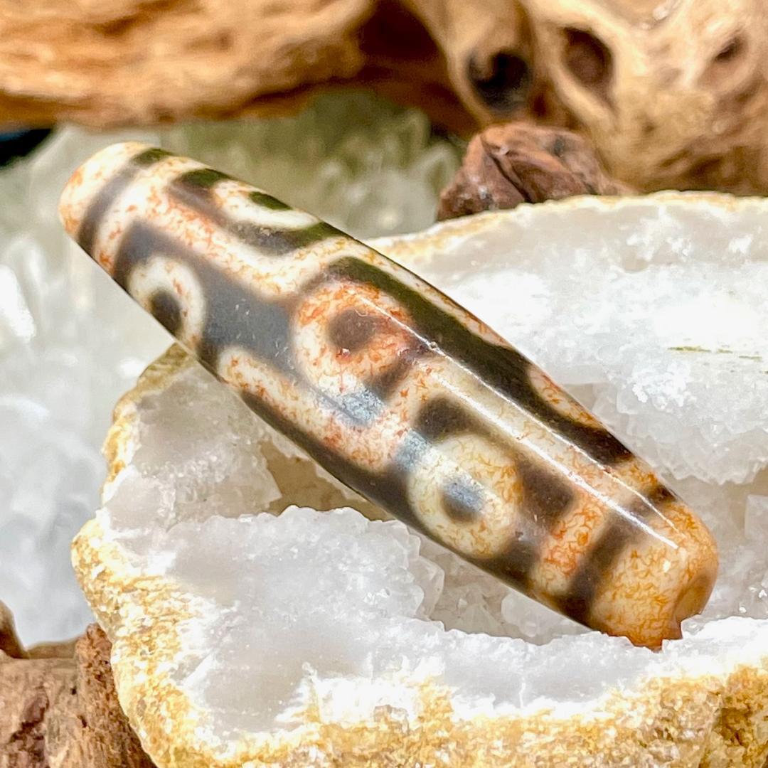 h*a様 ◆年代物◆ 九眼天珠 730 朱砂 ジービーズ 西蔵天珠 お守り 53