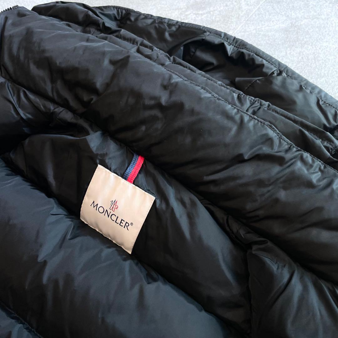 鑑定済・美品★モンクレール　GALLINULE ダウンベスト　フード着脱可　00
