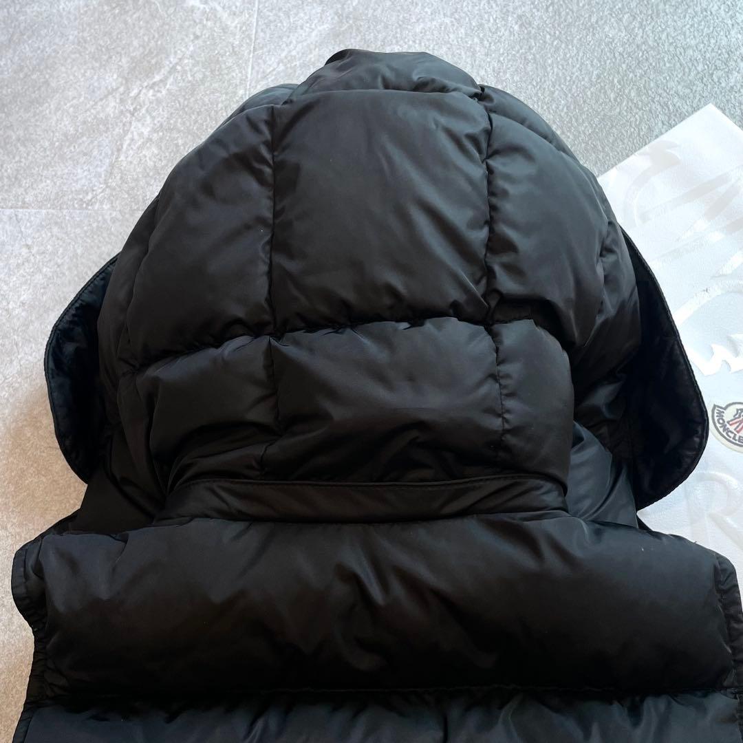 鑑定済・美品★モンクレール　GALLINULE ダウンベスト　フード着脱可　00