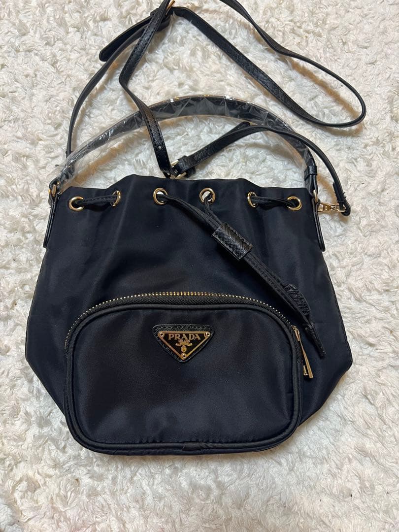 プラダノベルティー、ショルダーバック