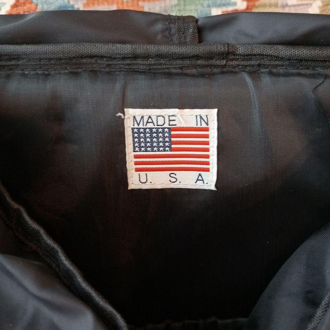 usa製 Supreme ブラック バックパック