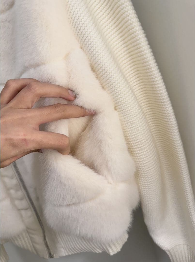 dholic同型　2WAYニットスリーブエコファーダウンジャンパー